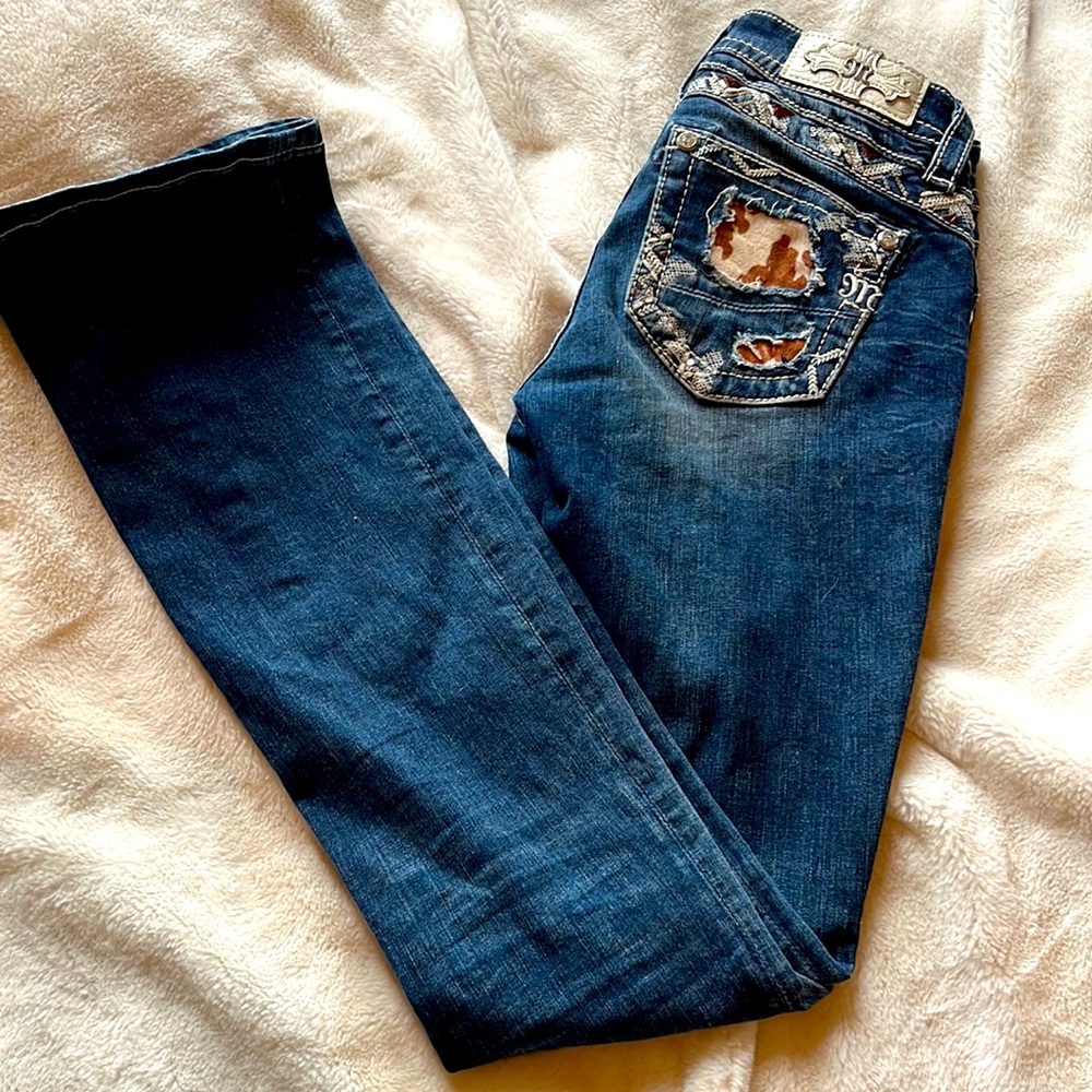 Miss Me Jeans! Size 26! Cow patterning on back pockets!